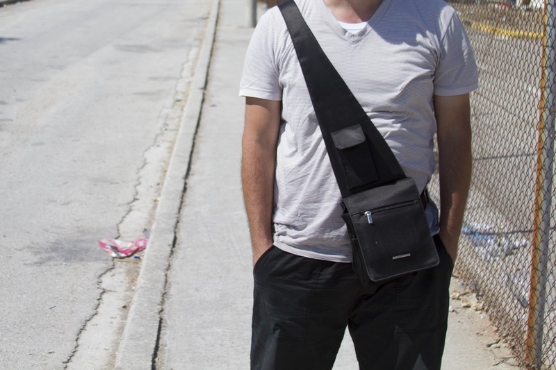 Illustration for article titled Here's What Syrian Refugees Bring On Their Long, Dangerous JourneysÂ